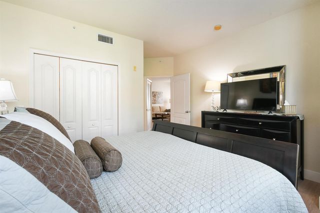 11028 Legacy Drive 203, Palm Beach Gardens, FL 33410