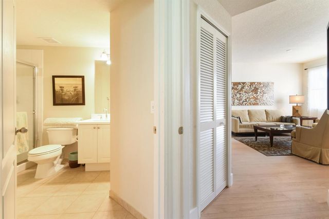 11028 Legacy Drive 203, Palm Beach Gardens, FL 33410