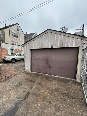 2541 S Springfield Avenue, Chicago, IL 60623