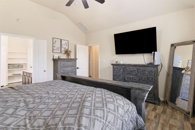 611 Walnut Branch Drive, Baytown, TX 77523