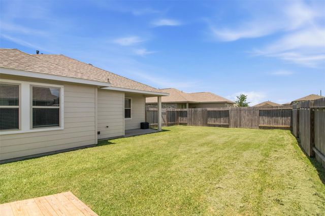 611 Walnut Branch Drive, Baytown, TX 77523