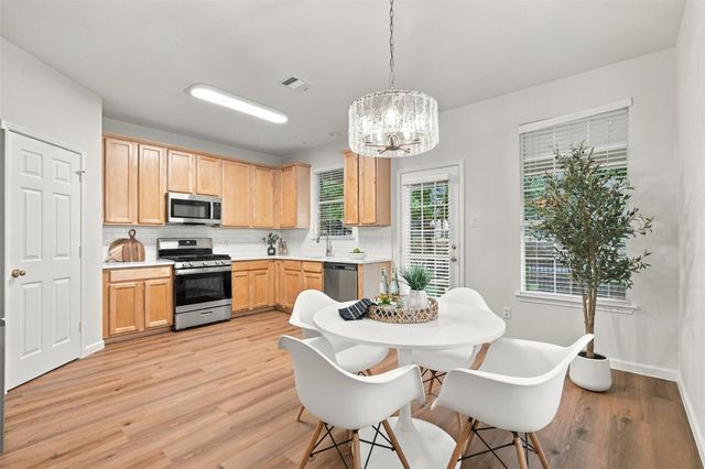 16100 S Great Oaks DR 2502, Round Rock, TX 78681