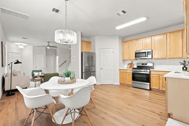 16100 S Great Oaks DR 2502, Round Rock, TX 78681