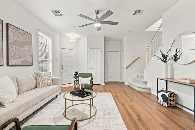 16100 S Great Oaks DR 2502, Round Rock, TX 78681