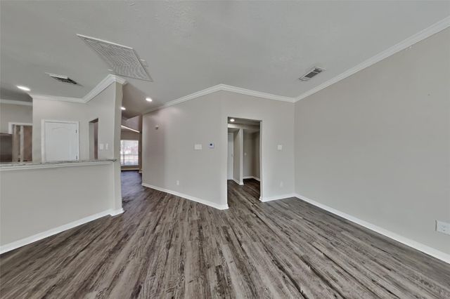 13007 Bretford Court, Houston, TX 77065