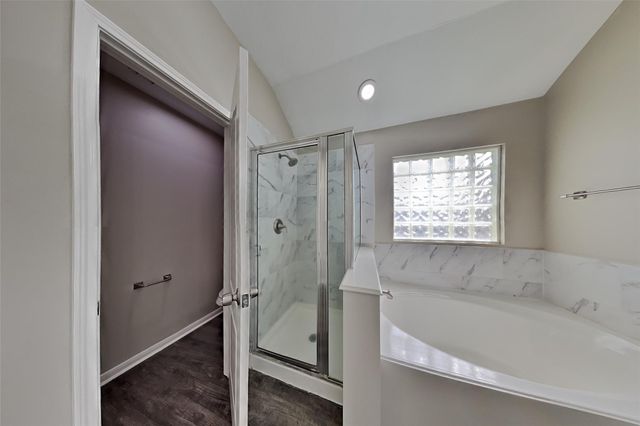 13007 Bretford Court, Houston, TX 77065