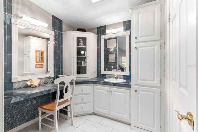 9426 STAR GAZER LANE, Riverview, FL 33578