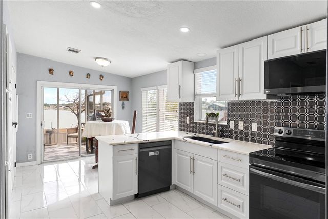 9426 STAR GAZER LANE, Riverview, FL 33578