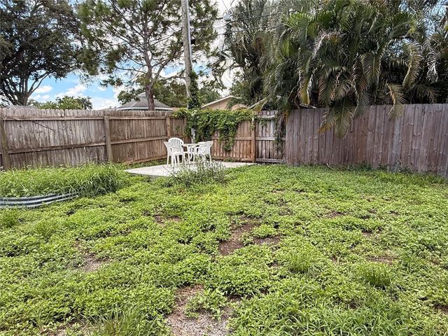 164 PINEWOOD AVENUE, Clearwater, FL 33765