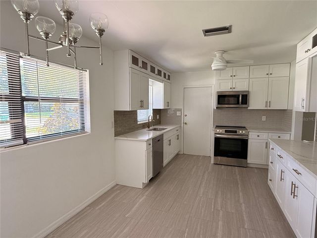164 PINEWOOD AVENUE, Clearwater, FL 33765
