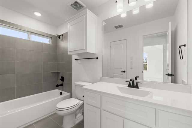 8117 Twin Creek Trail, Rowlett, TX 75089