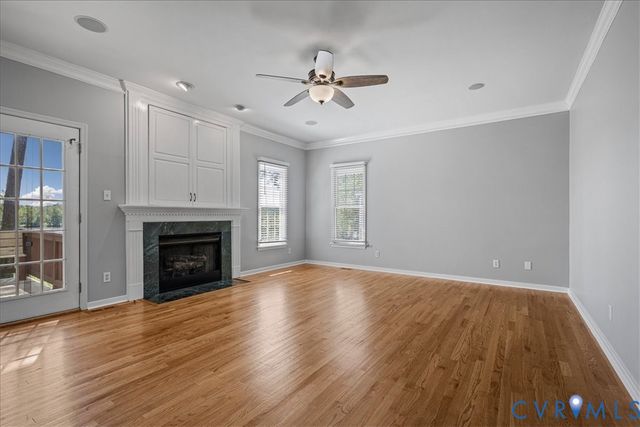 301 Waterfront Dr, Colonial Heights, VA 23834