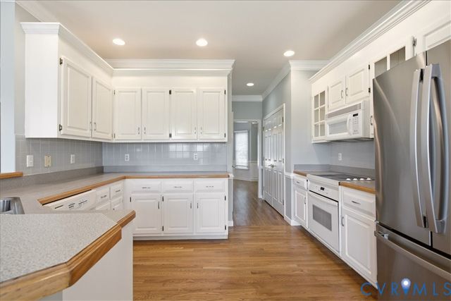 301 Waterfront Dr, Colonial Heights, VA 23834