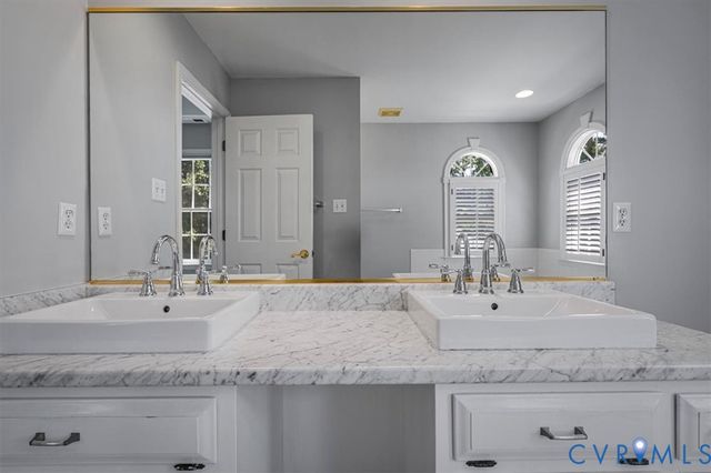 301 Waterfront Dr, Colonial Heights, VA 23834