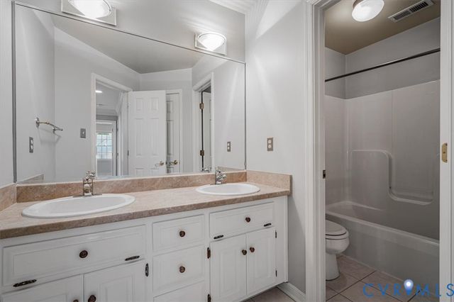 301 Waterfront Dr, Colonial Heights, VA 23834