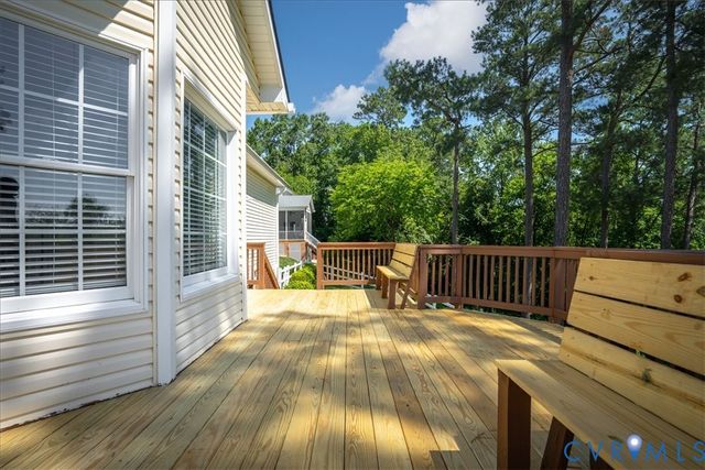 301 Waterfront Dr, Colonial Heights, VA 23834