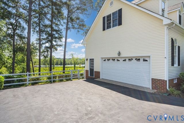 301 Waterfront Dr, Colonial Heights, VA 23834
