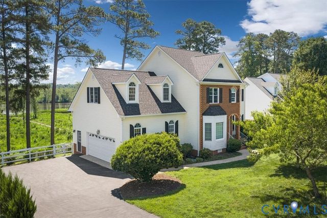 301 Waterfront Dr, Colonial Heights, VA 23834