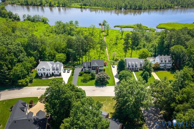 301 Waterfront Dr, Colonial Heights, VA 23834