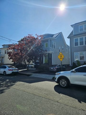 27 Wolf Pl, Irvington Twp., NJ 07111