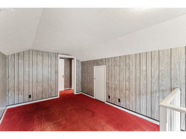 5520 Se ALDERCREST Rd, Milwaukie, OR 97222