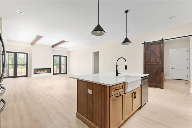 126 CHICKADEE CT, Woodstock, VA 22664