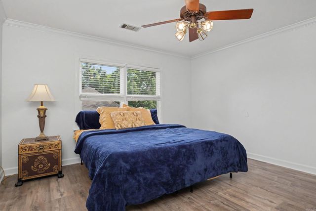 32 Chimney Sweep Lane, Little Rock, AR 72212