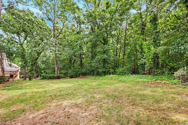 32 Chimney Sweep Lane, Little Rock, AR 72212