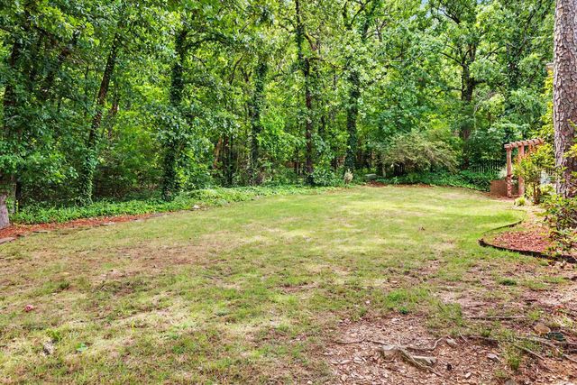 32 Chimney Sweep Lane, Little Rock, AR 72212
