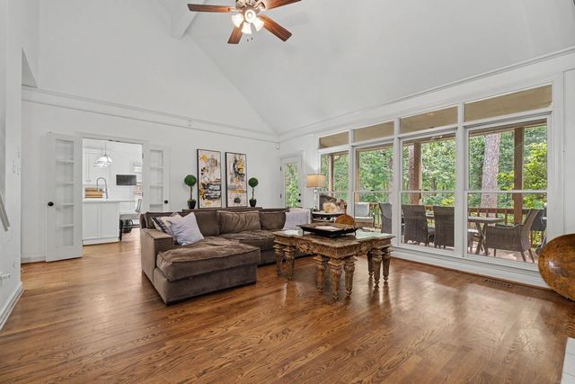 32 Chimney Sweep Lane, Little Rock, AR 72212