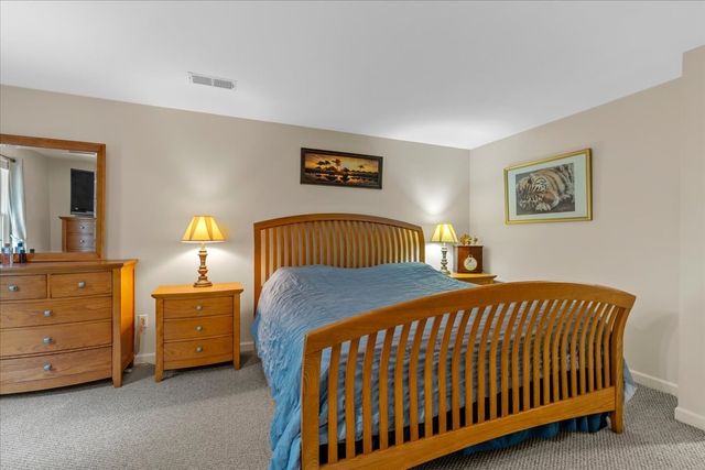 20 Waltham Dr 20, Plainville, MA 02762