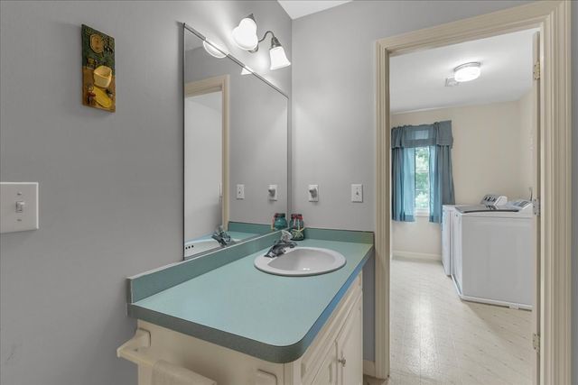 20 Waltham Dr 20, Plainville, MA 02762