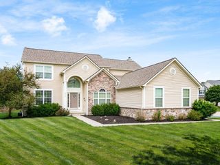 3012 Coltsbridge Drive, Lewis Center, OH 43035