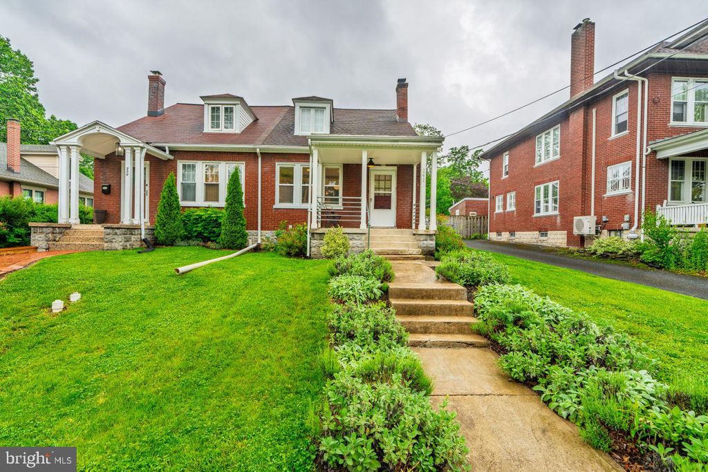 241 ATKINS AVENUE, Lancaster, PA 17603