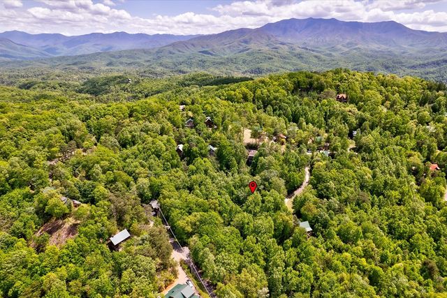 650 Silver Poplar Lane, Sevierville, TN 37876