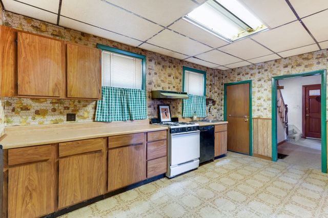 44 Sheridan Ave., Medford, MA 02155