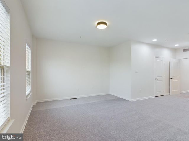 6479 JACK LINTON DR S, Frederick, MD 21703