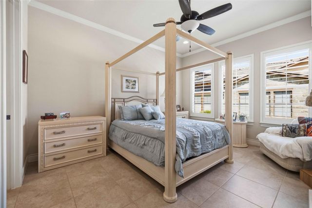 110 Lucia CIR 1, Lakeway, TX 78734