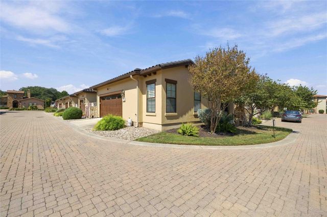 110 Lucia CIR 1, Lakeway, TX 78734