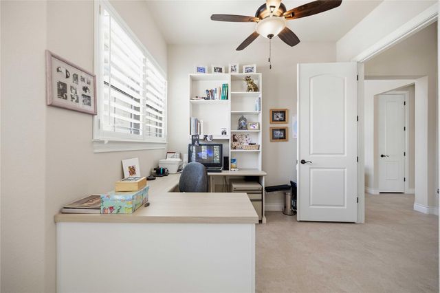 110 Lucia CIR 1, Lakeway, TX 78734