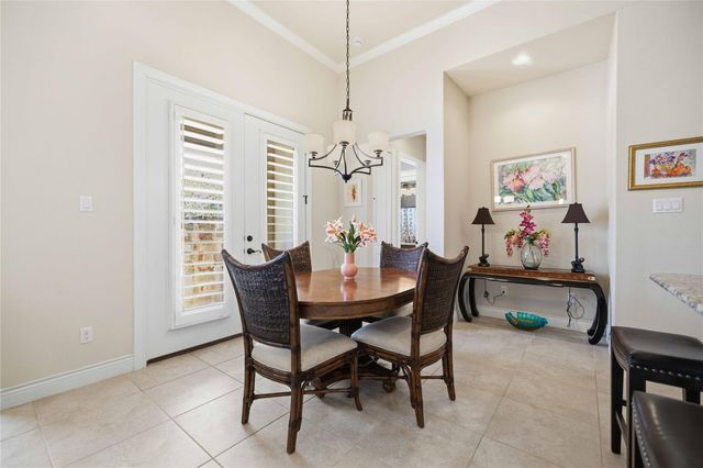 110 Lucia CIR 1, Lakeway, TX 78734