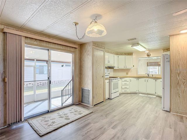 807 SWALLOW LANE, Osteen, FL 32764