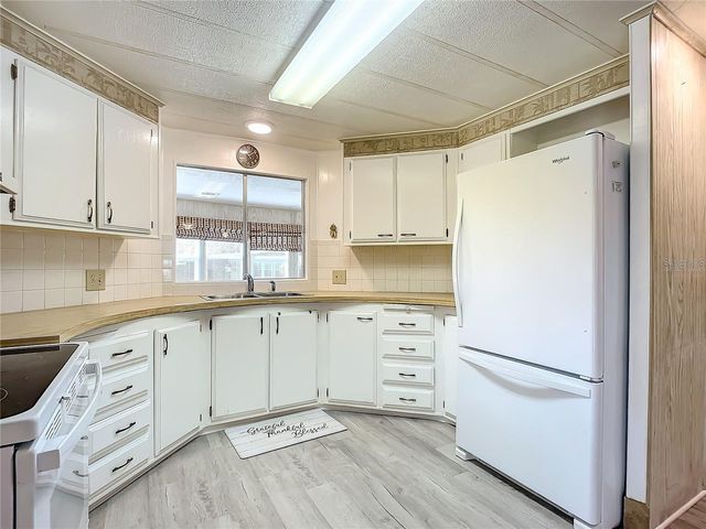 807 SWALLOW LANE, Osteen, FL 32764