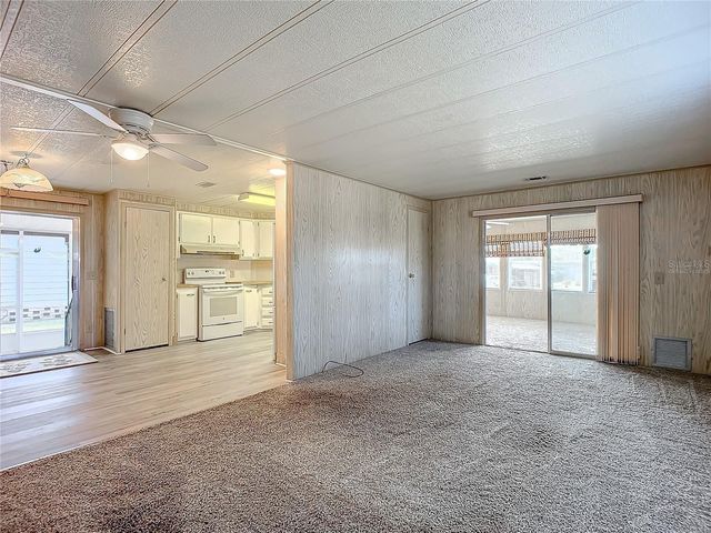 807 SWALLOW LANE, Osteen, FL 32764