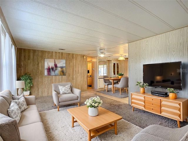 807 SWALLOW LANE, Osteen, FL 32764