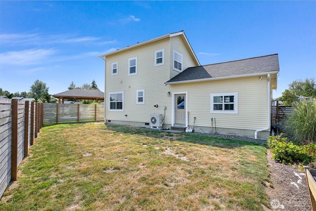 4736 Spring Brook Court, Bellingham, WA 98226
