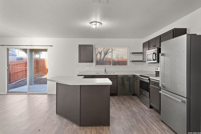 416 Hinge Falls, Cibolo, TX 78108