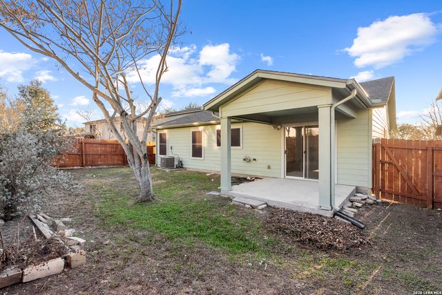 416 Hinge Falls, Cibolo, TX 78108