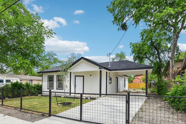 1229 Flanders Ave., San Antonio, TX 78211