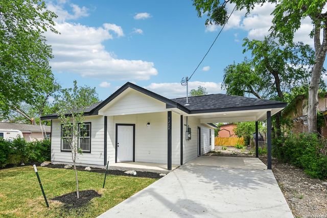 1229 Flanders Ave., San Antonio, TX 78211